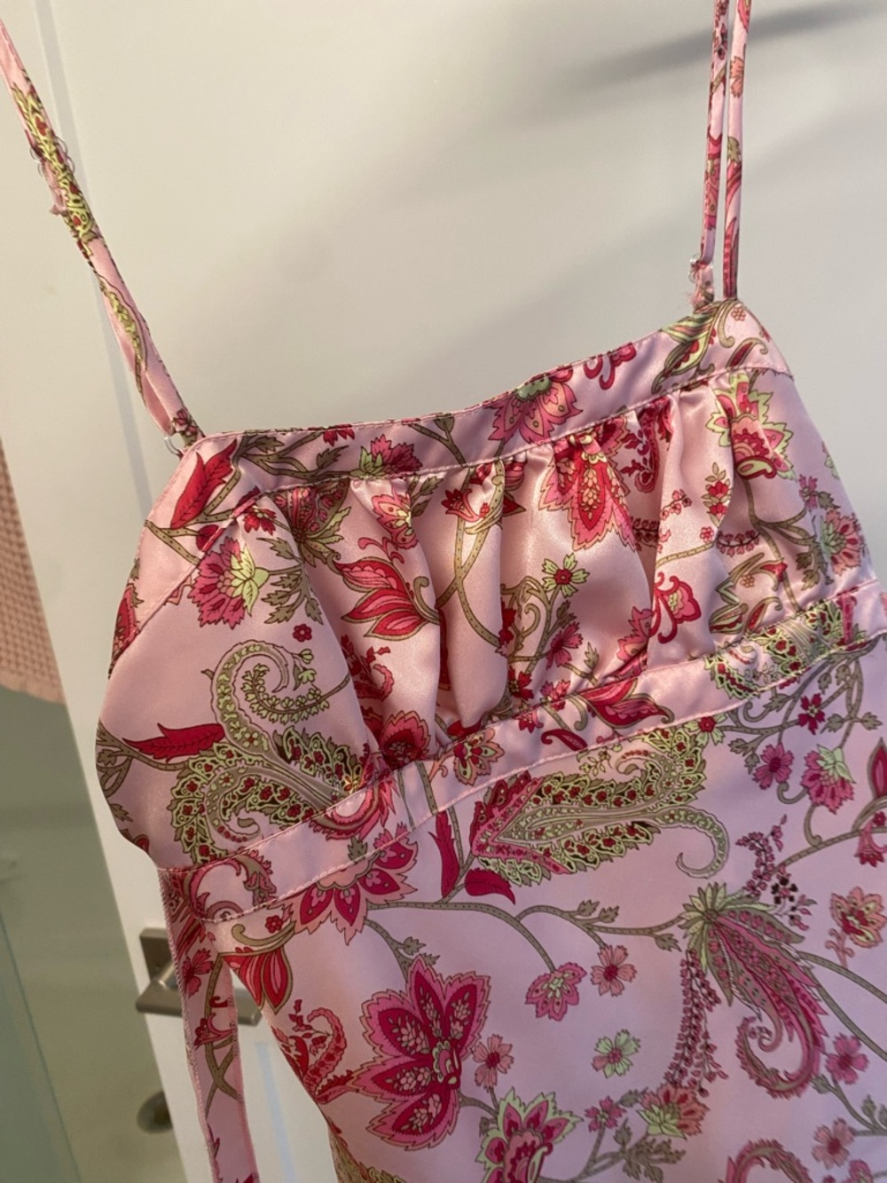 Y2K Vintage Pink Paisley Satin Cami with Ties - Picture 5 of 6